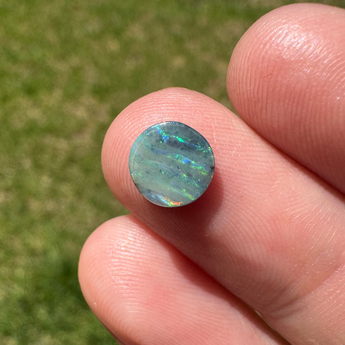 1.06 Ct small boulder opal