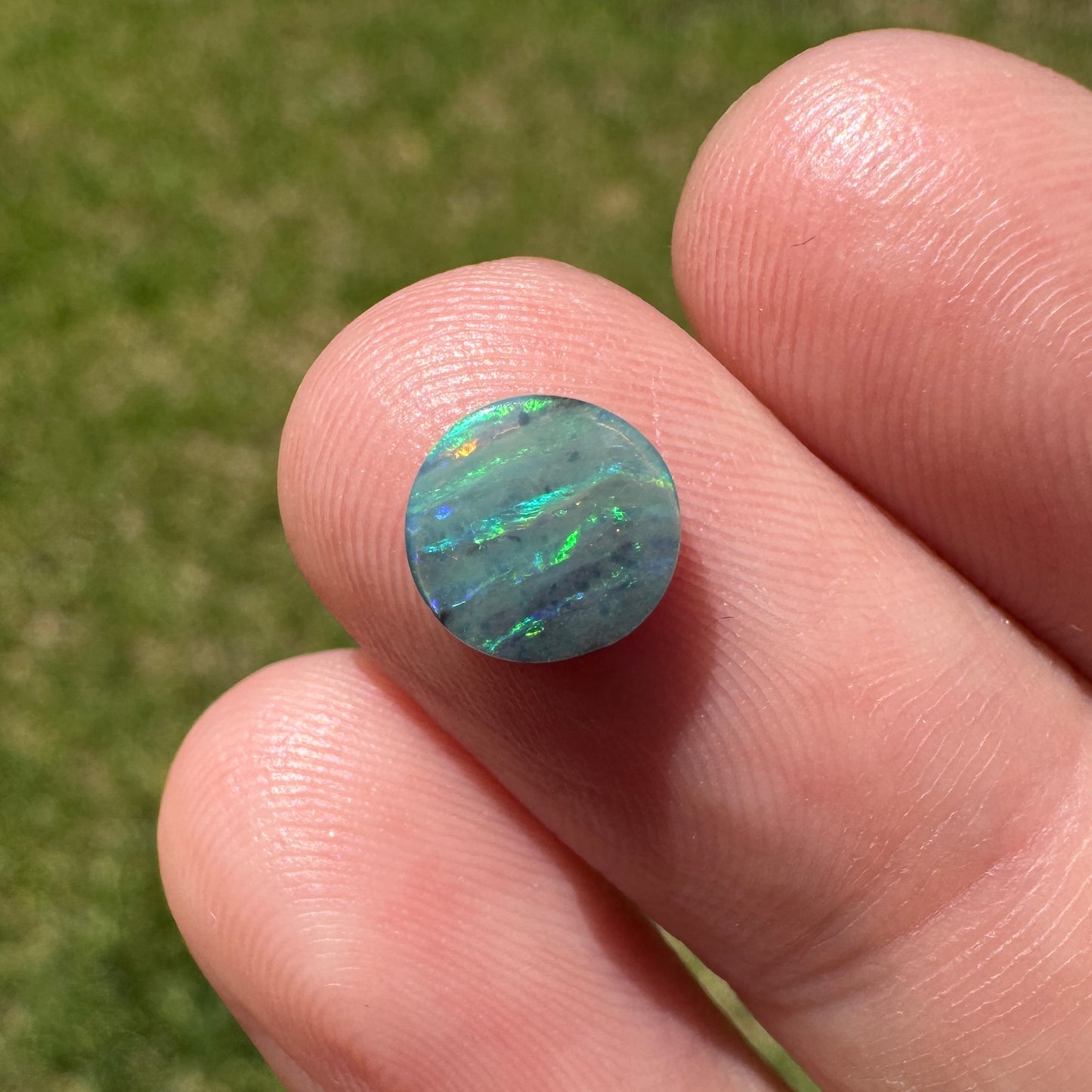 1.06 Ct small boulder opal