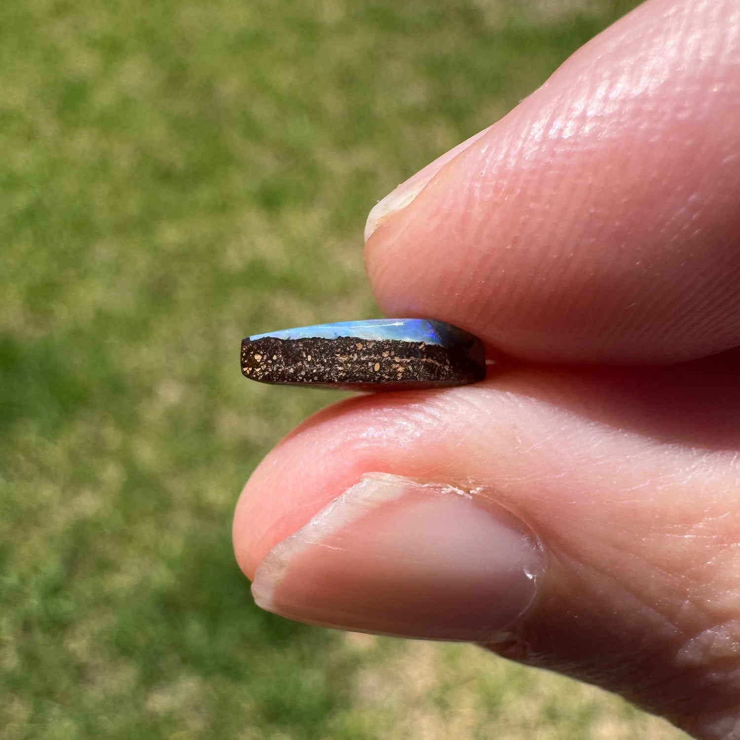 1.26 Ct small boulder opal - Broken River Mining