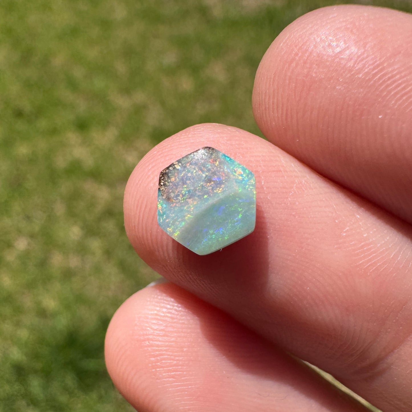 1.20 Ct extra small boulder opal - Broken River Mining