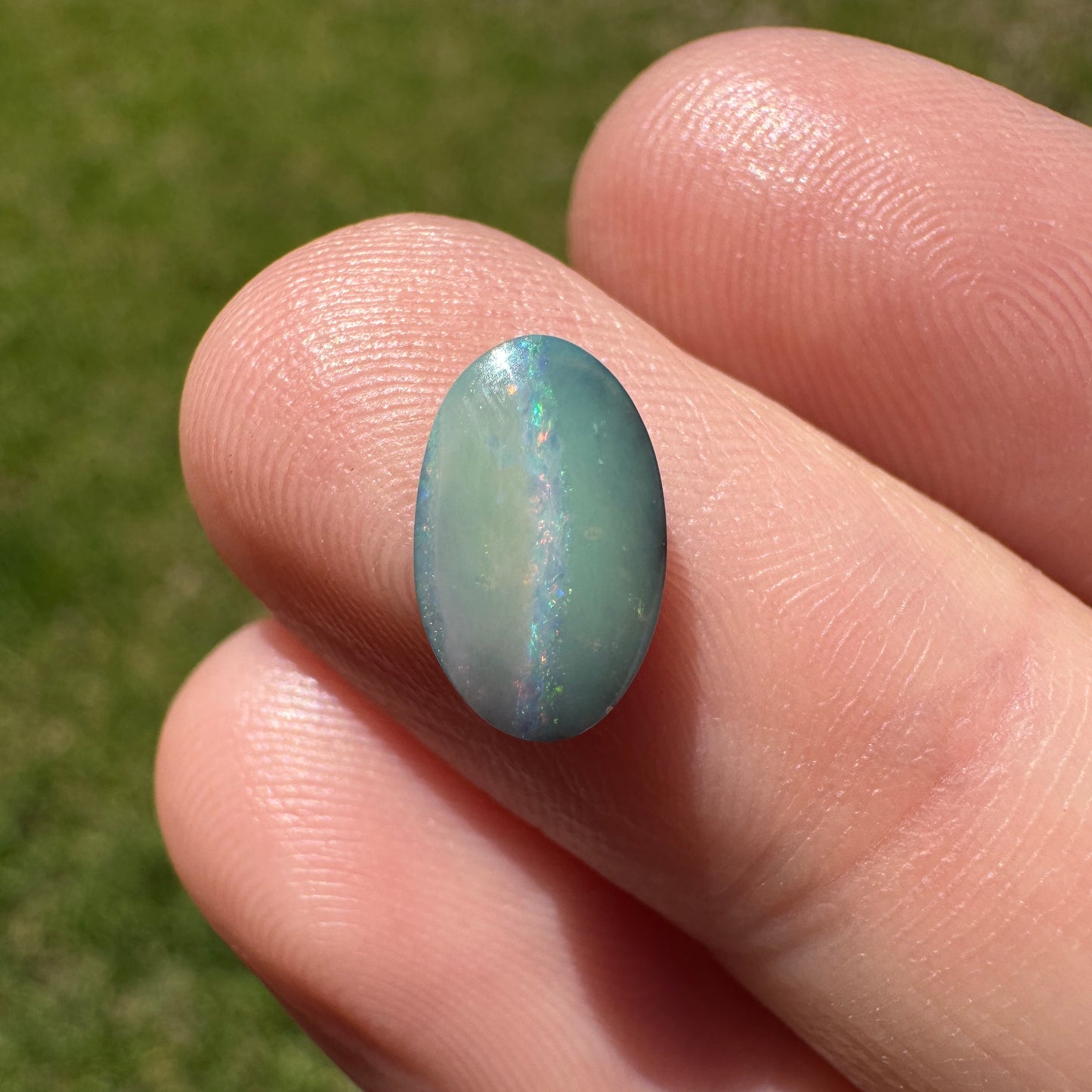 1.44 Ct small boulder opal - Broken River Mining