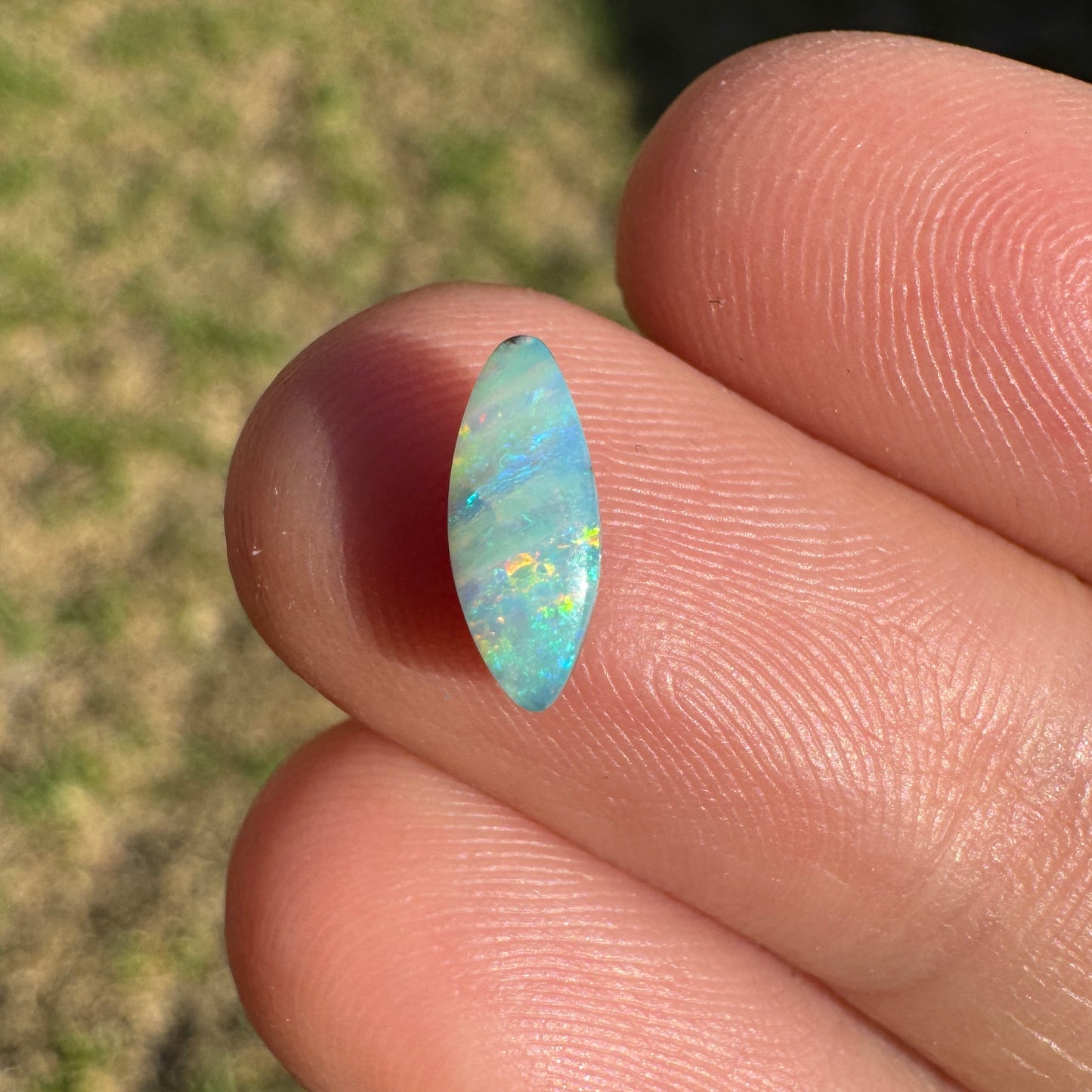 0.76 Ct extra small boulder opal - Broken River Mining