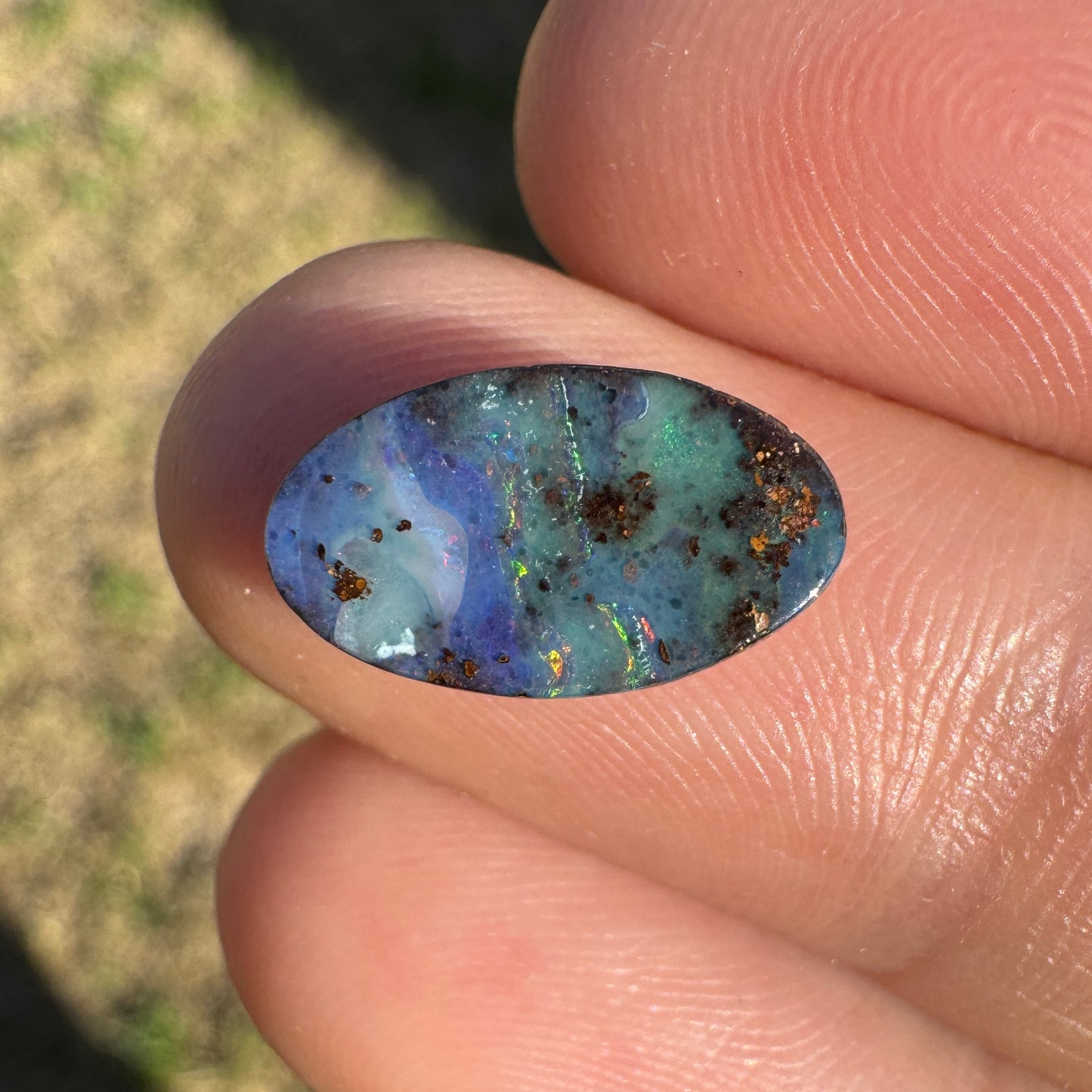 2.35 Ct small boulder opal - Broken River Mining