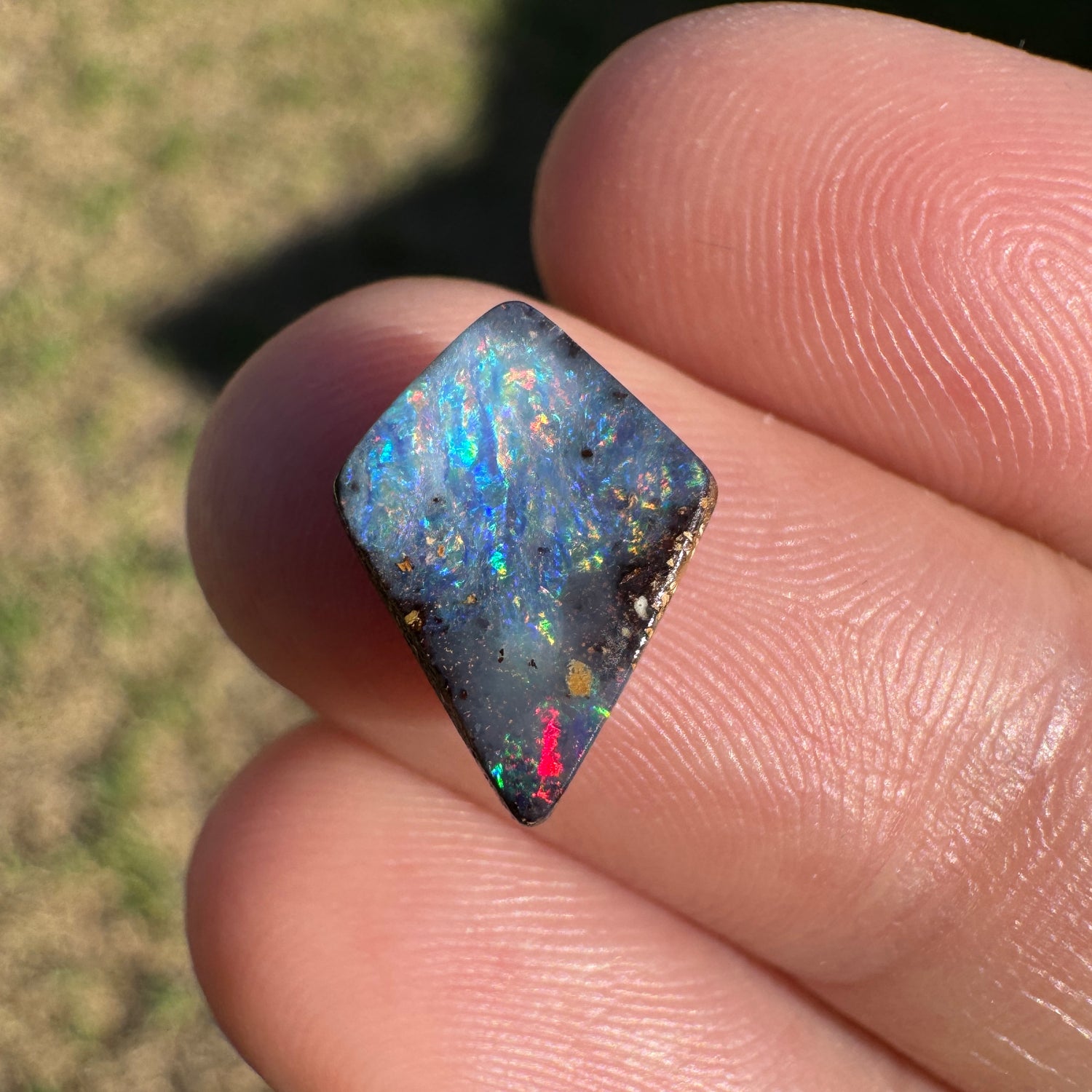 2.27 Ct small boulder opal - Broken River Mining