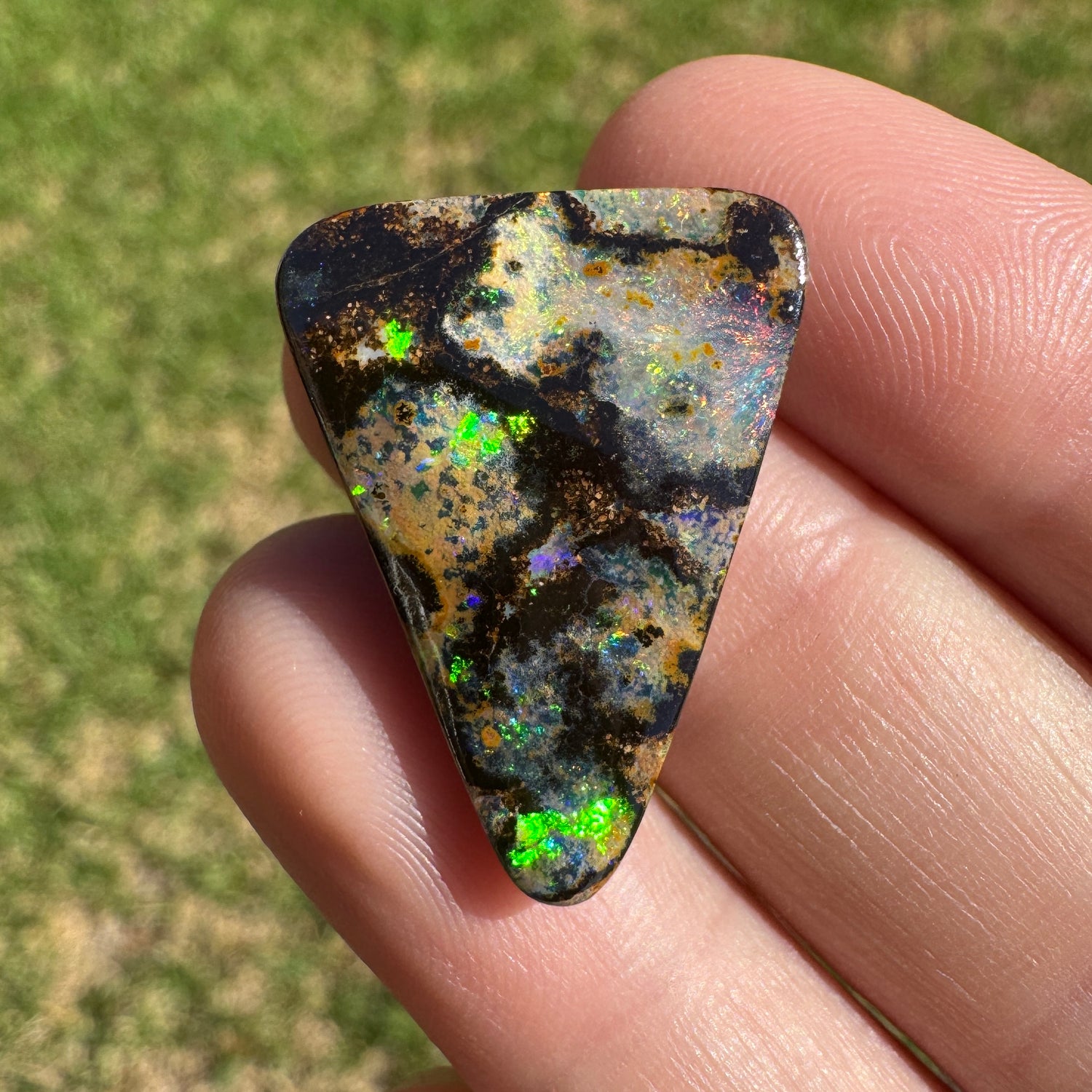 16.61 Ct colourful matrix boulder opal - Broken River Mining