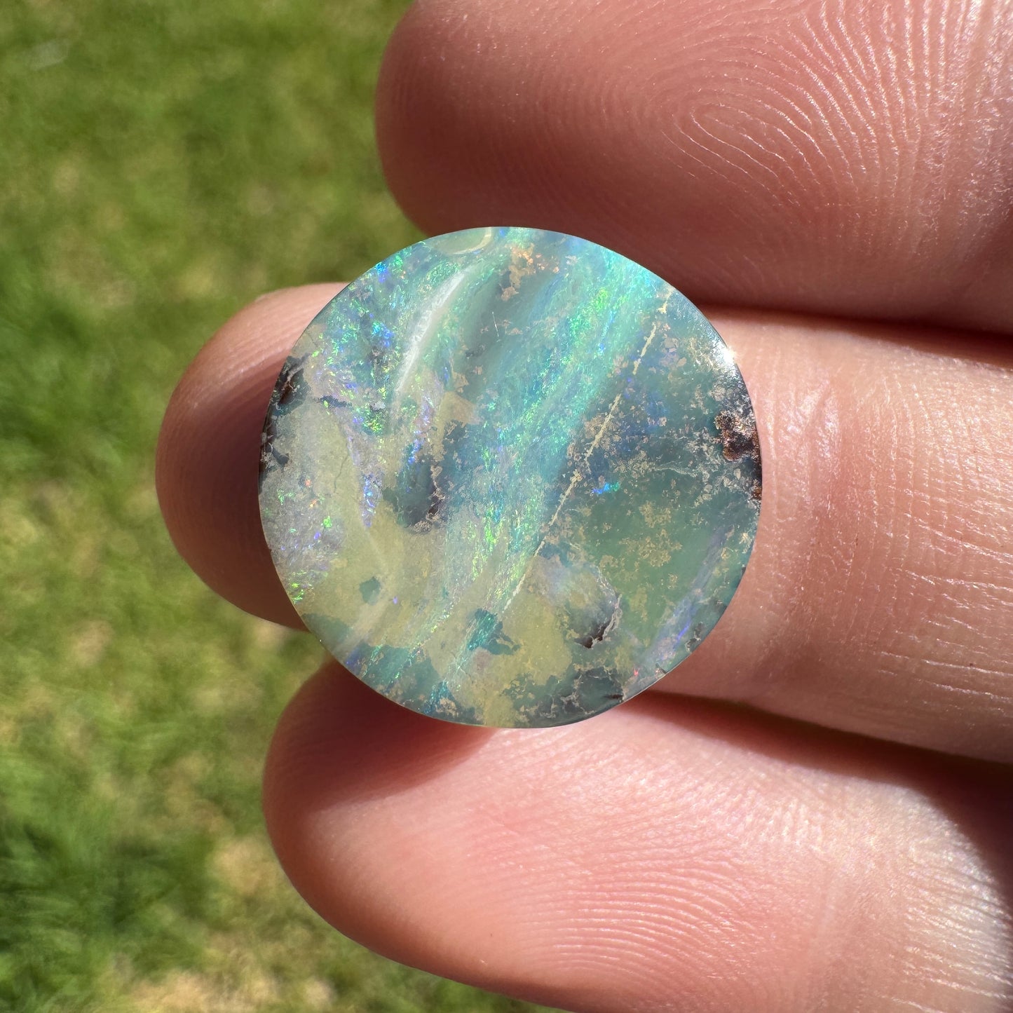 7.34 Ct green swirly boulder opal - Broken River Mining