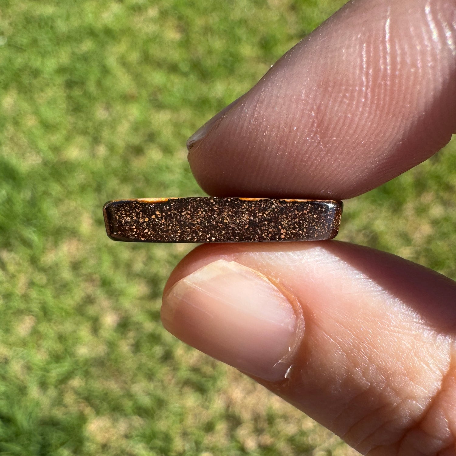 9.62 Ct unusual rainbow boulder opal - Broken River Mining