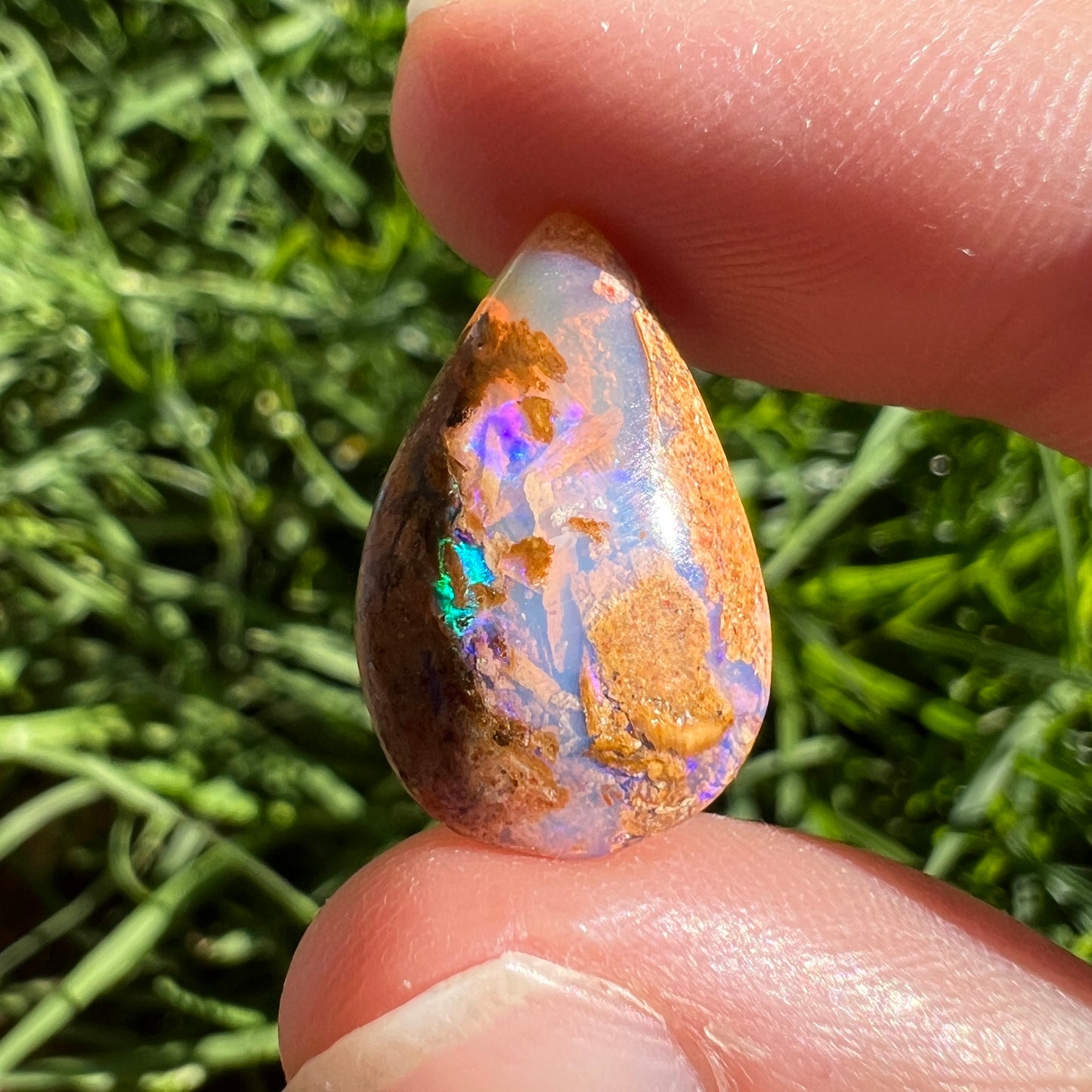 6.95 Ct wood replacement opal