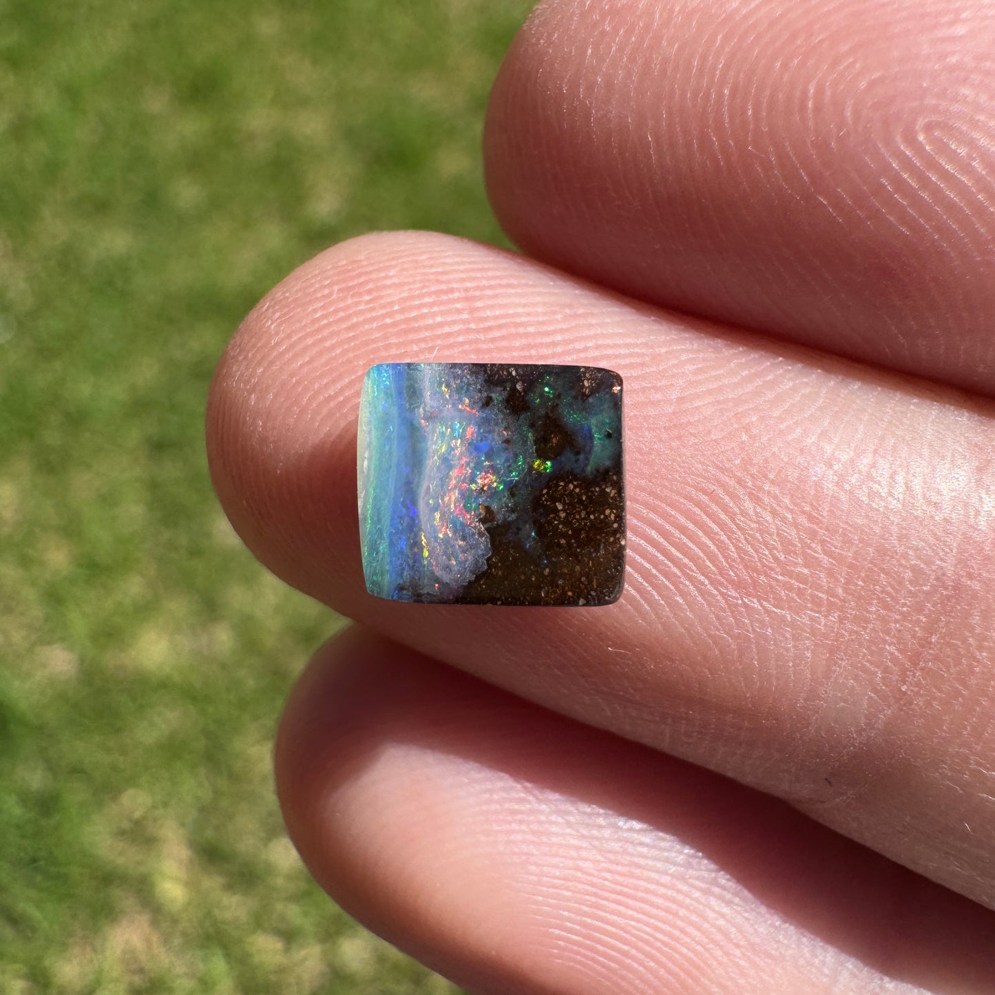 1.21 Ct small boulder opal - Broken River Mining