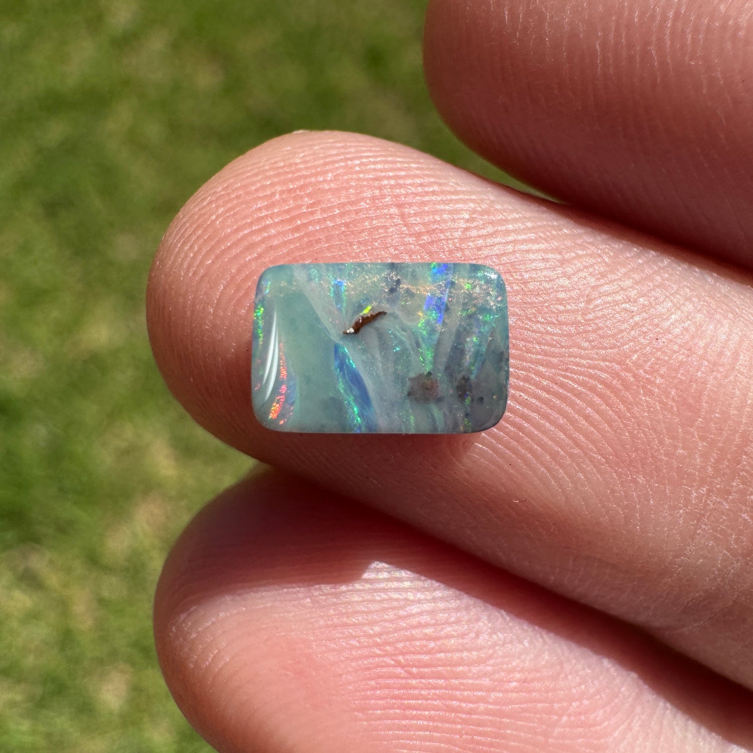 1.13 Ct small boulder opal - Broken River Mining
