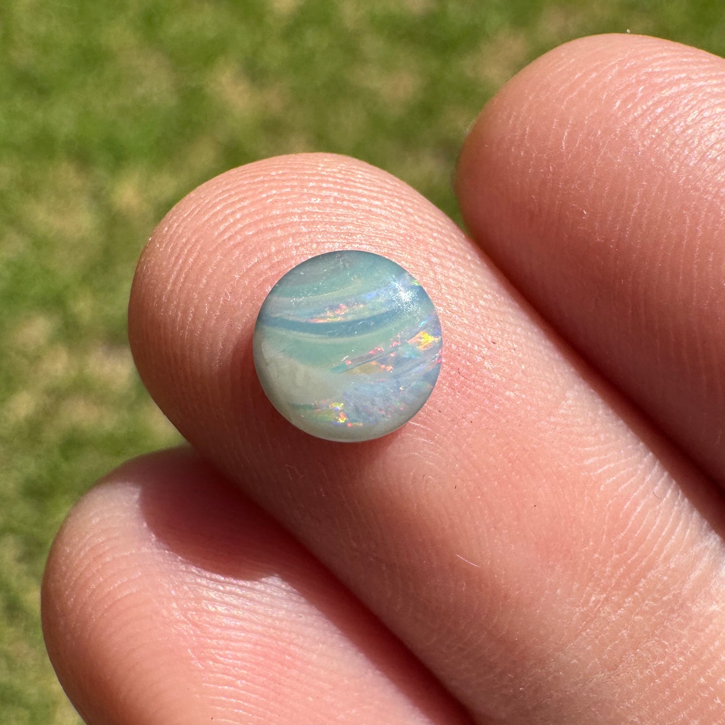 0.69 Ct extra small boulder opal - Broken River Mining