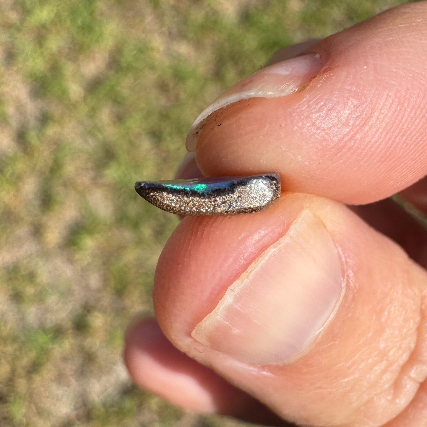 1.64 Ct small boulder opal