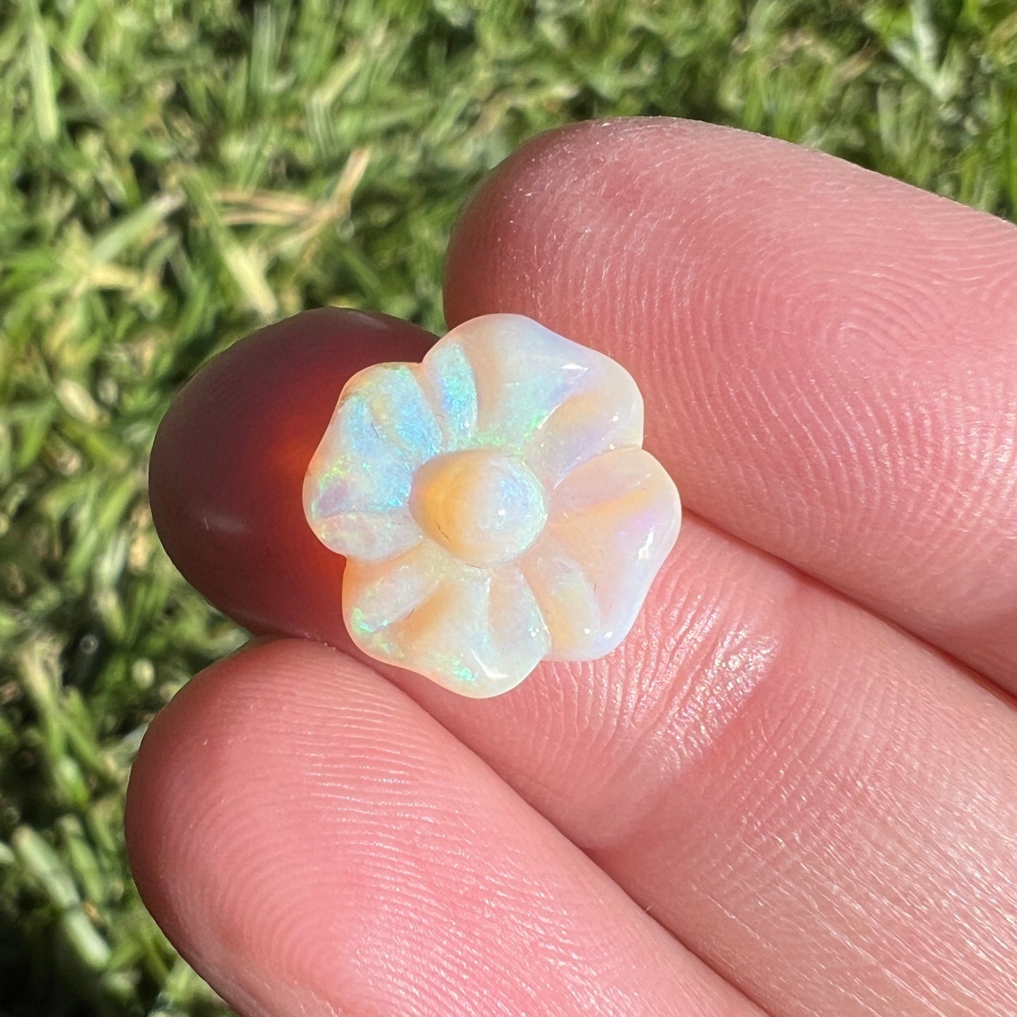 3.16 Ct carved flower opal