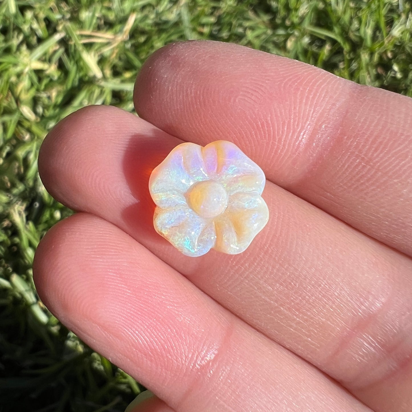 3.16 Ct carved flower opal