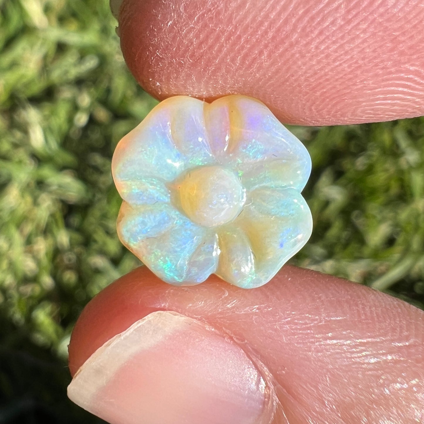 3.16 Ct carved flower opal