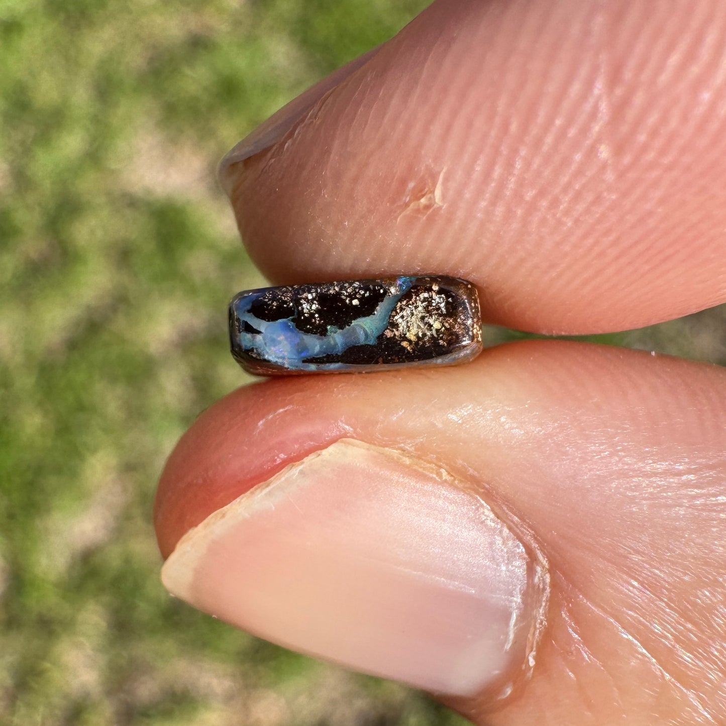 2.13 Ct small boulder opal