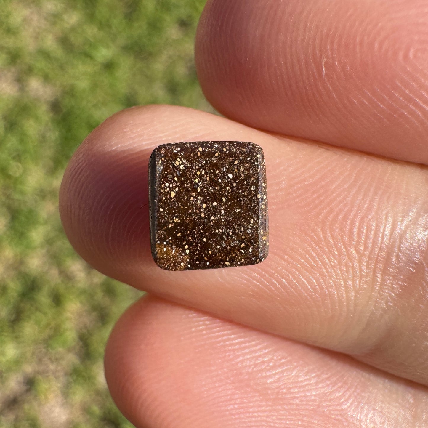 1.78 Ct small boulder opal