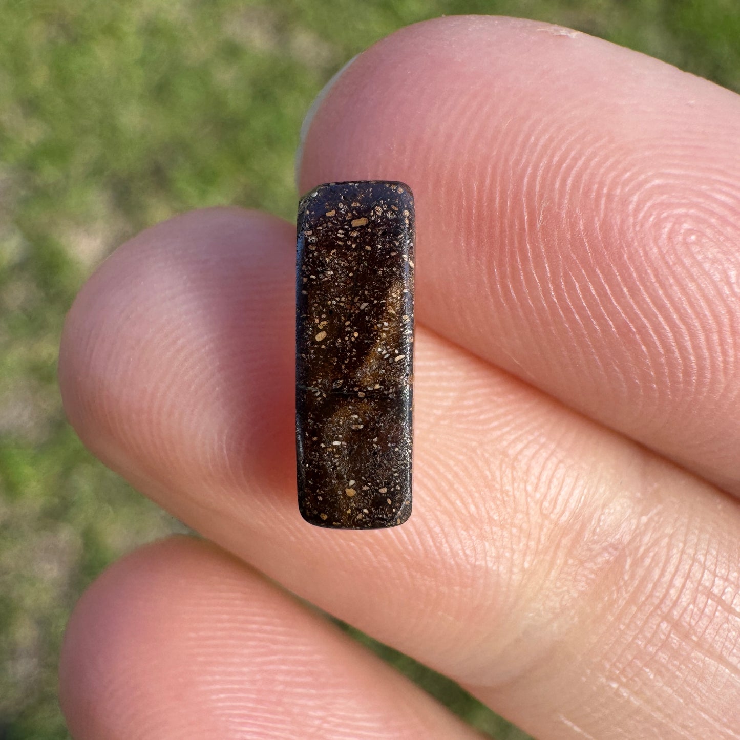 1.88 Ct small boulder opal