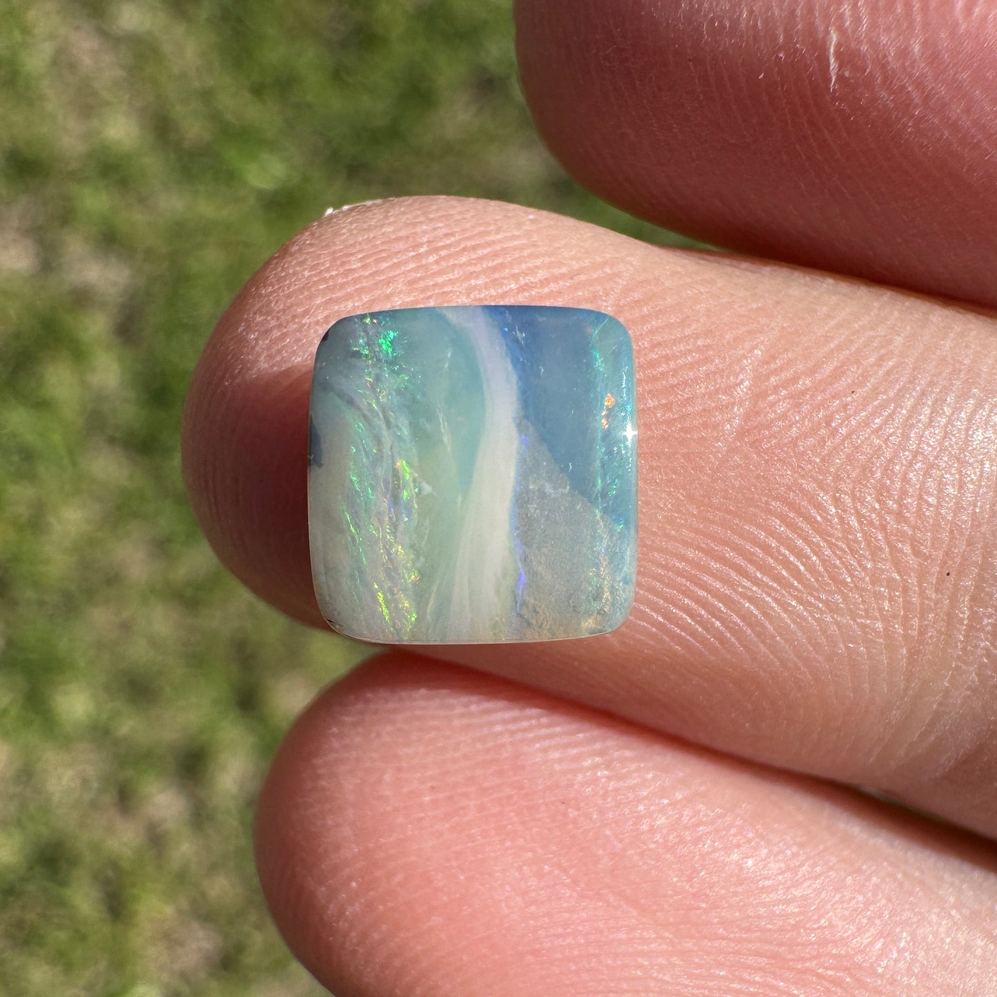 2.02 Ct small boulder opal
