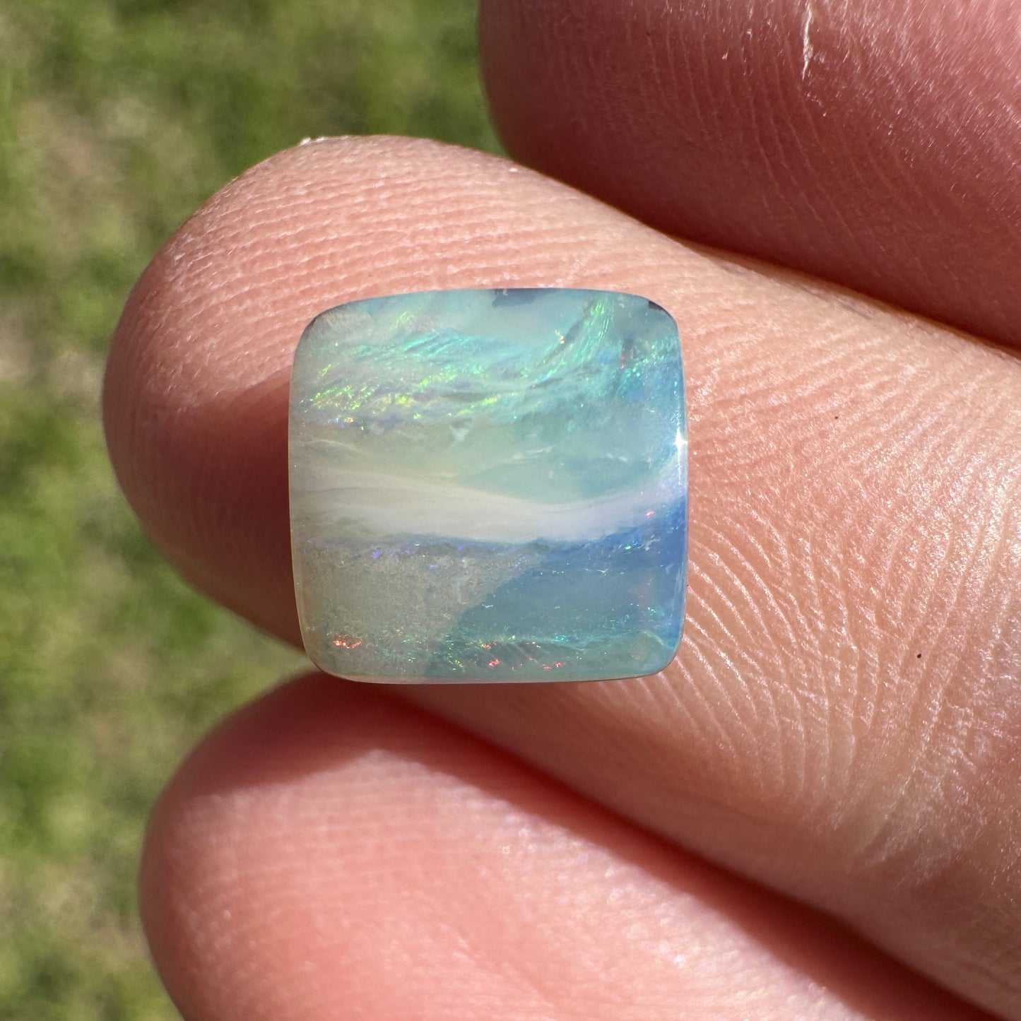 2.02 Ct small boulder opal