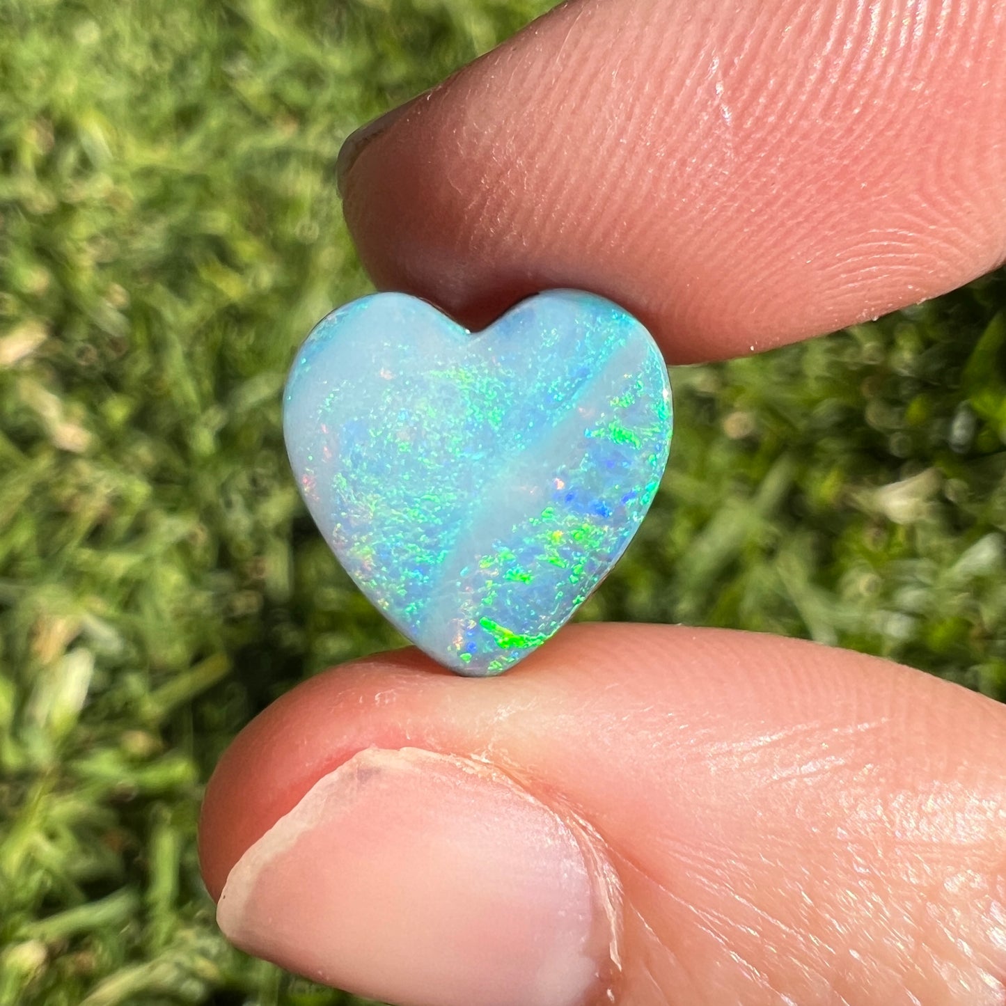 4.33 Ct sea green heart boulder opal