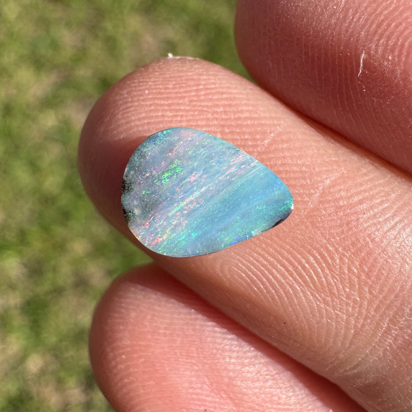 1.39 Ct small boulder opal