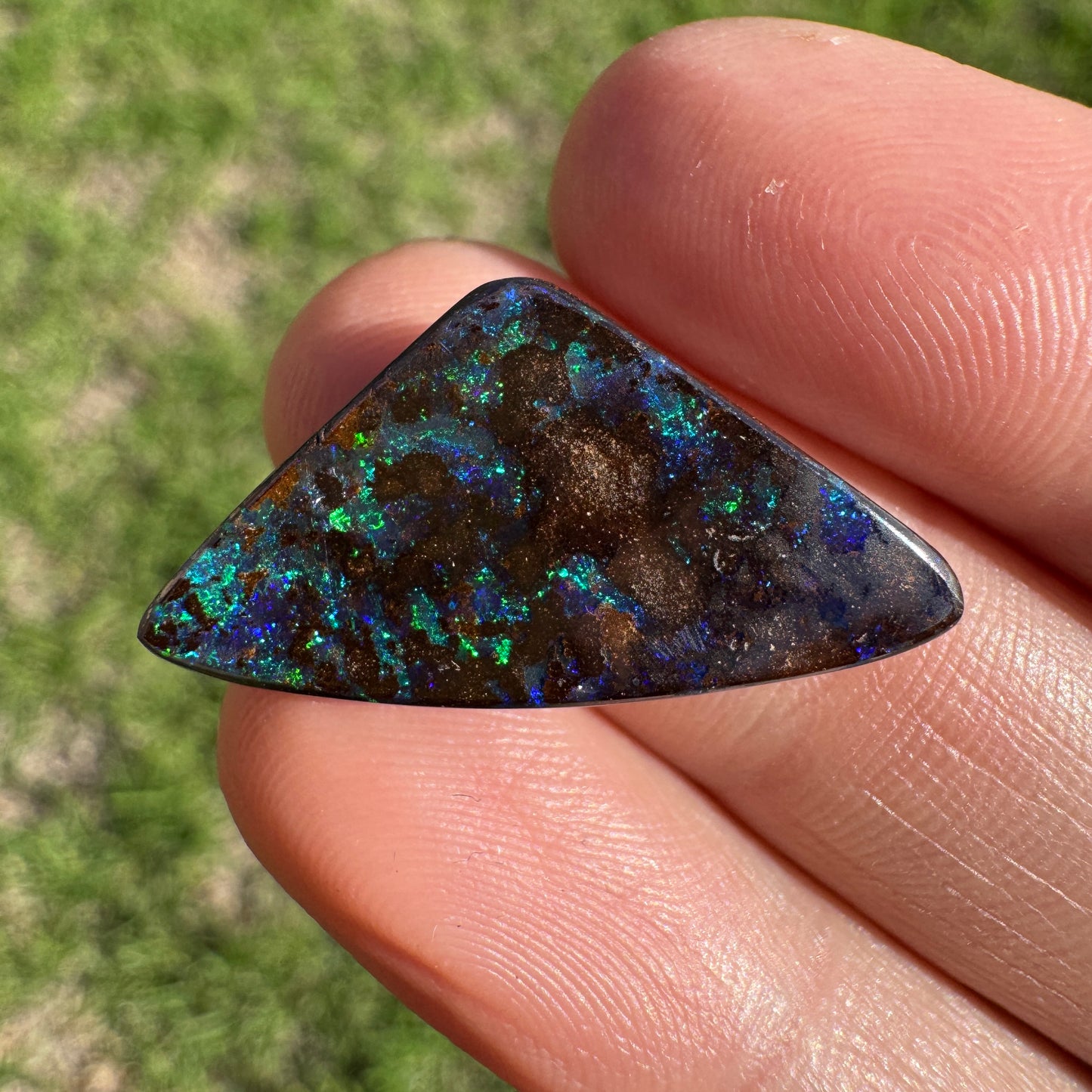 12.04 Ct matrix boulder opal