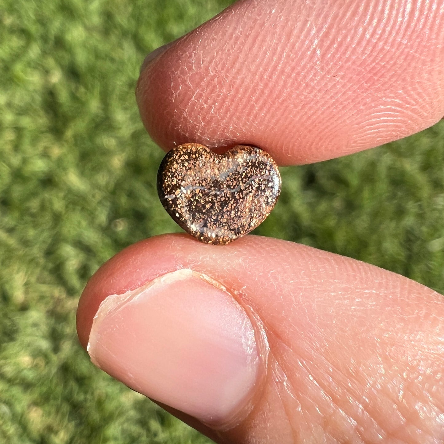 1.42 Ct small heart boulder opal