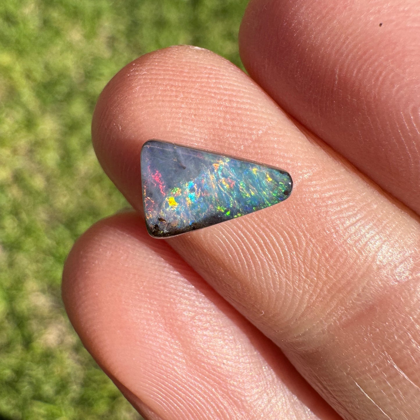 1.17 Ct small rainbow boulder opal