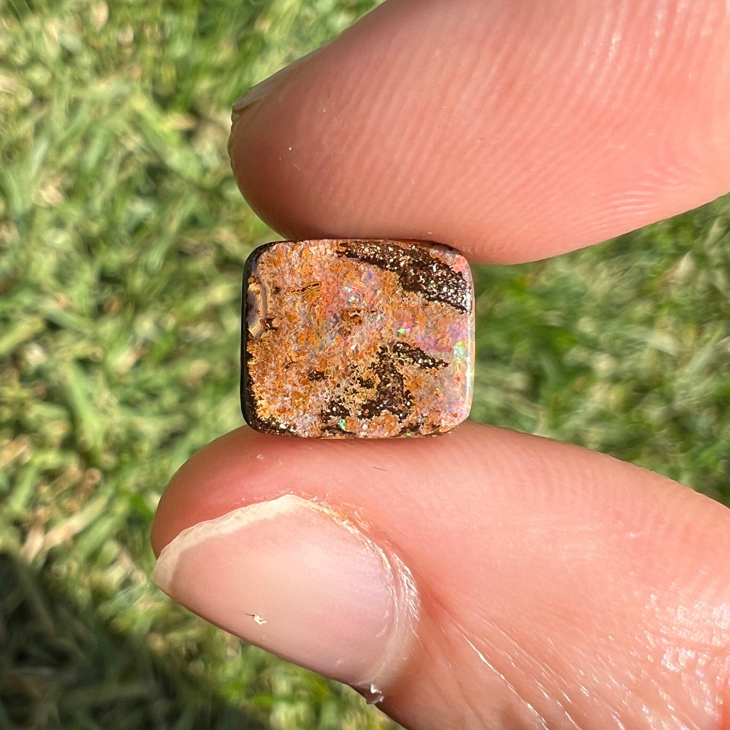 3.01 Ct small boulder opal