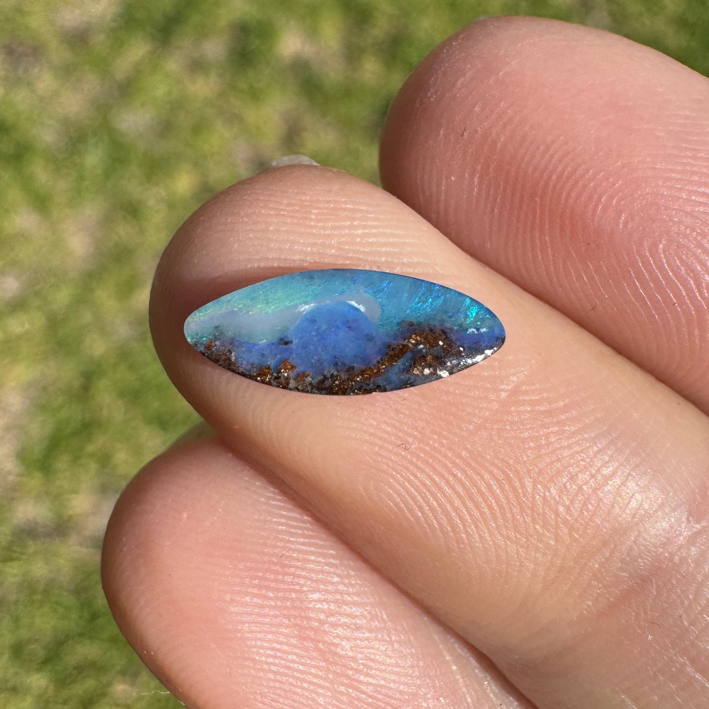 1.13 Ct small boulder opal