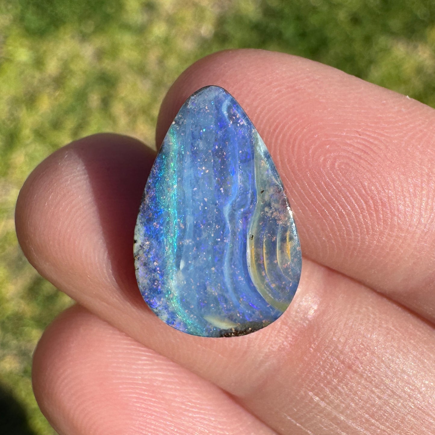 4.83 Ct green-blue boulder opal