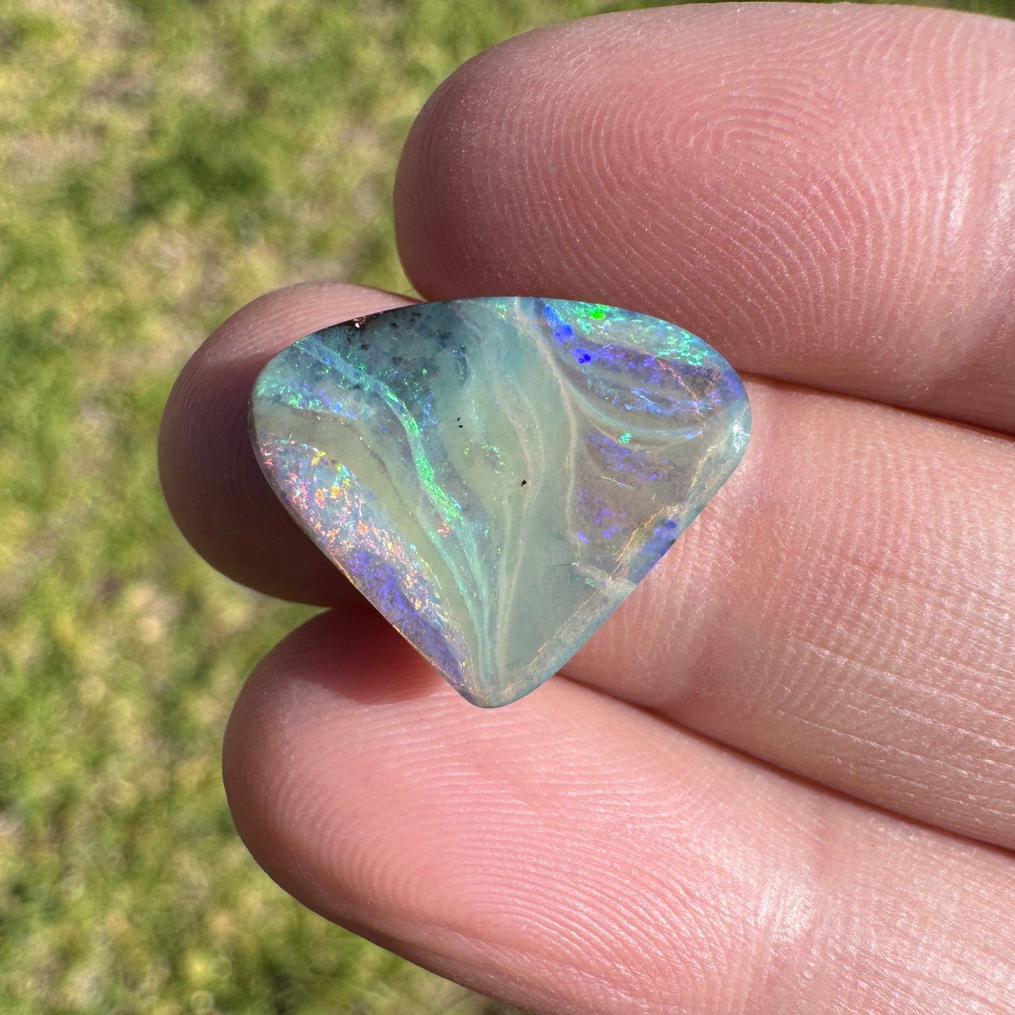 6.06 Ct fat teardrop boulder opal