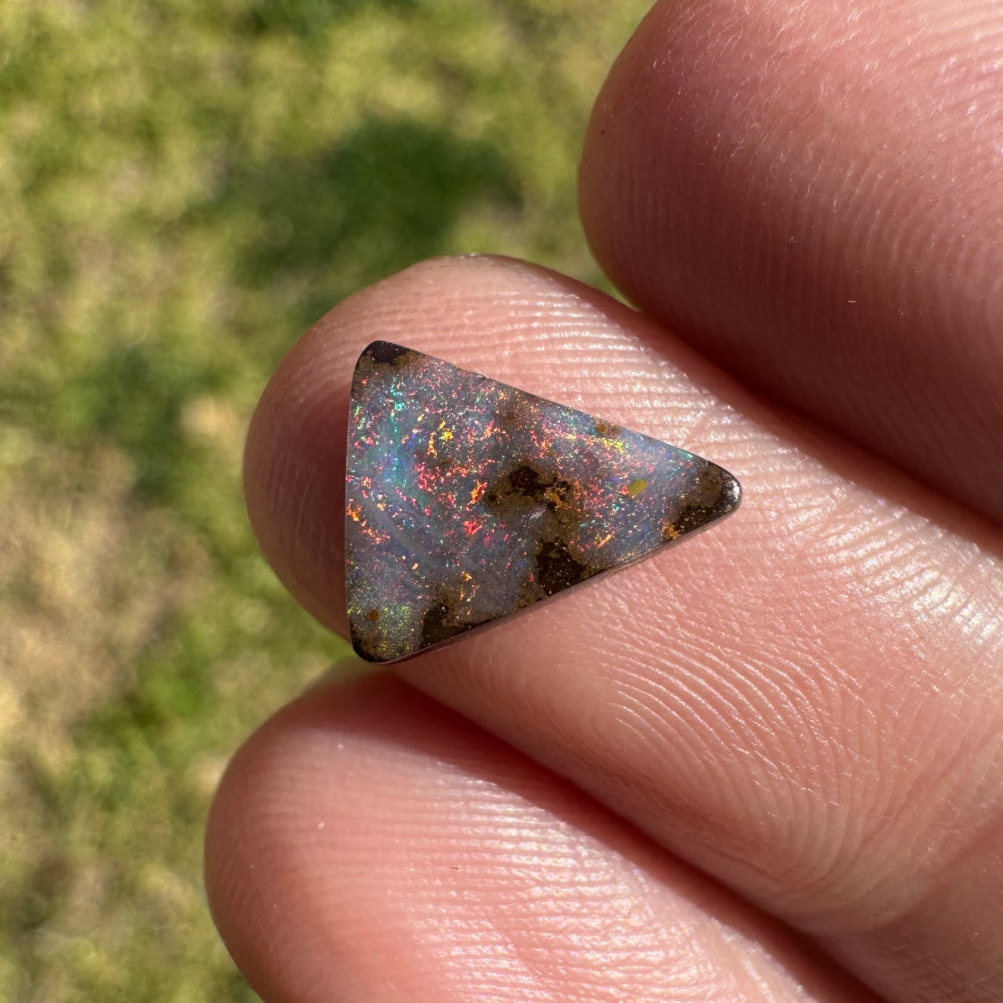 1.60 Ct small boulder opal