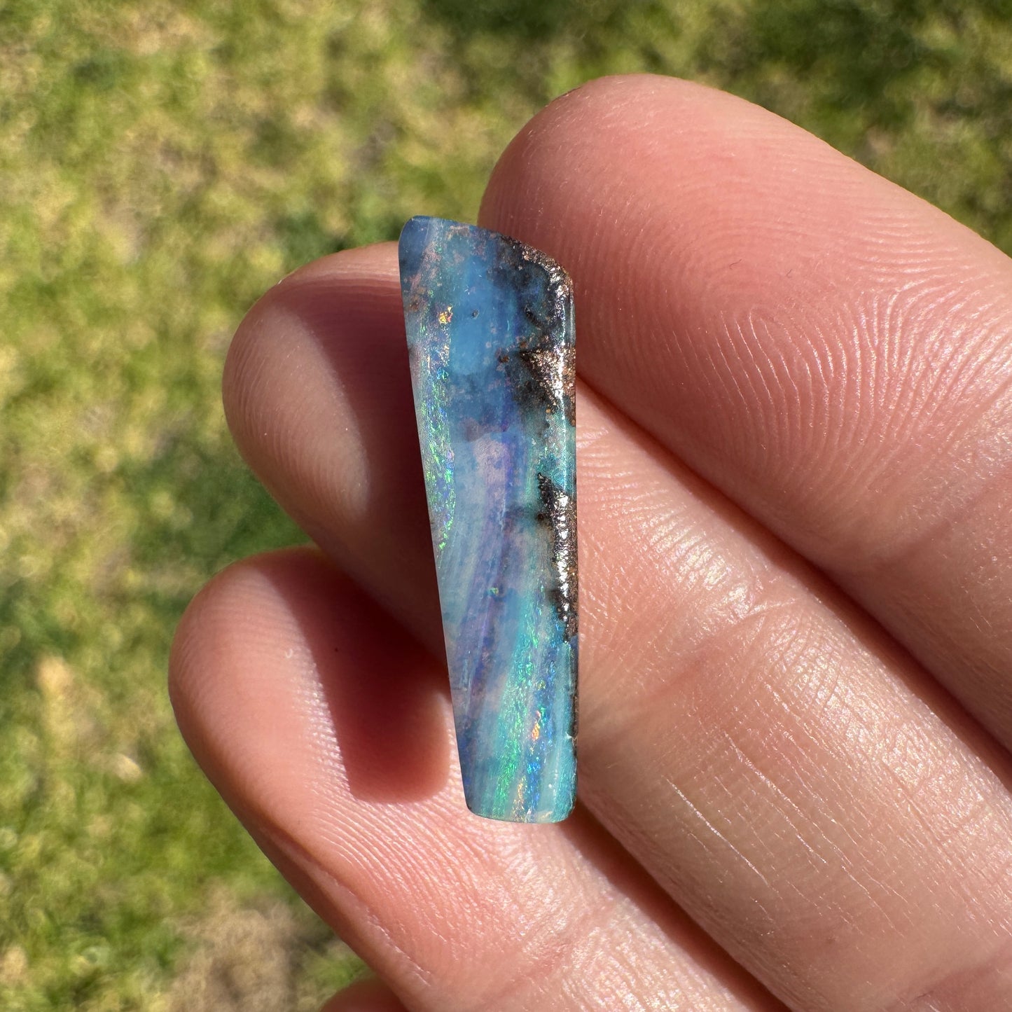 4.08 Ct narrow boulder opal