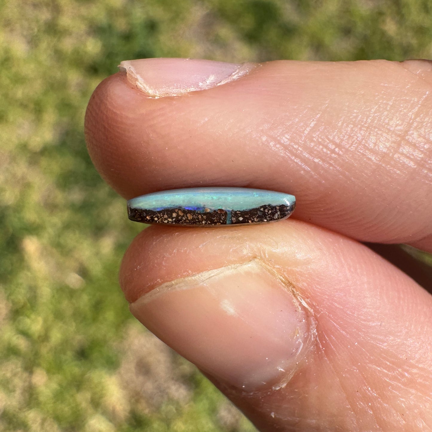 1.55 Ct smal boulder opal