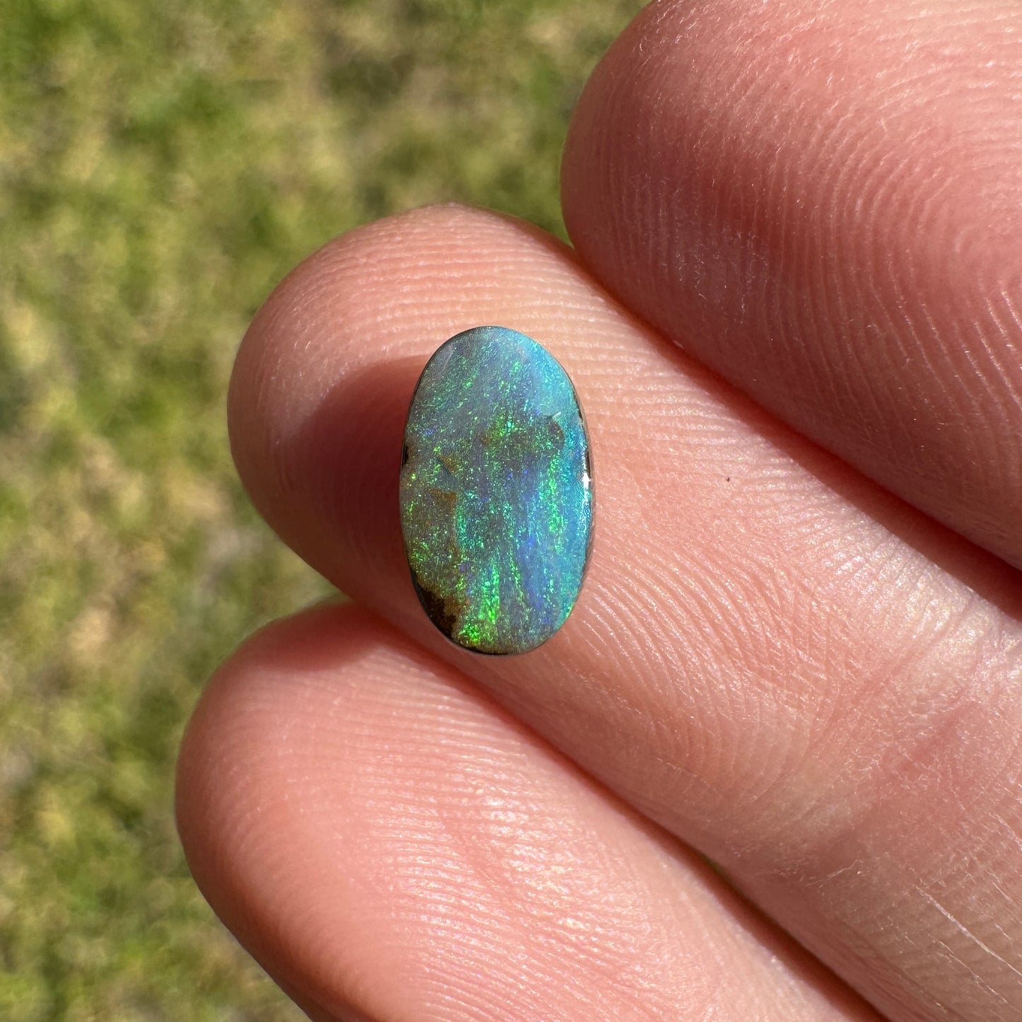 1.32 Ct extra small boulder opal