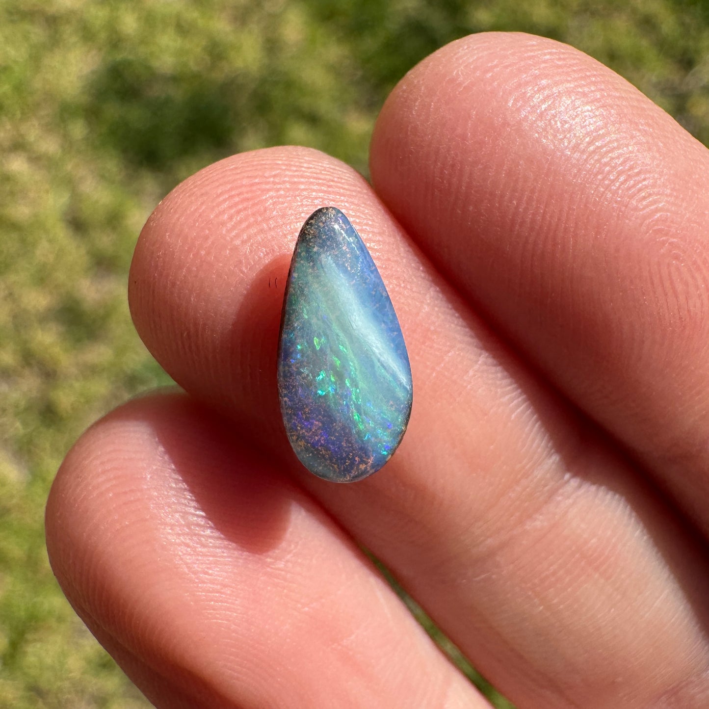 1.22 Ct small boulder opal