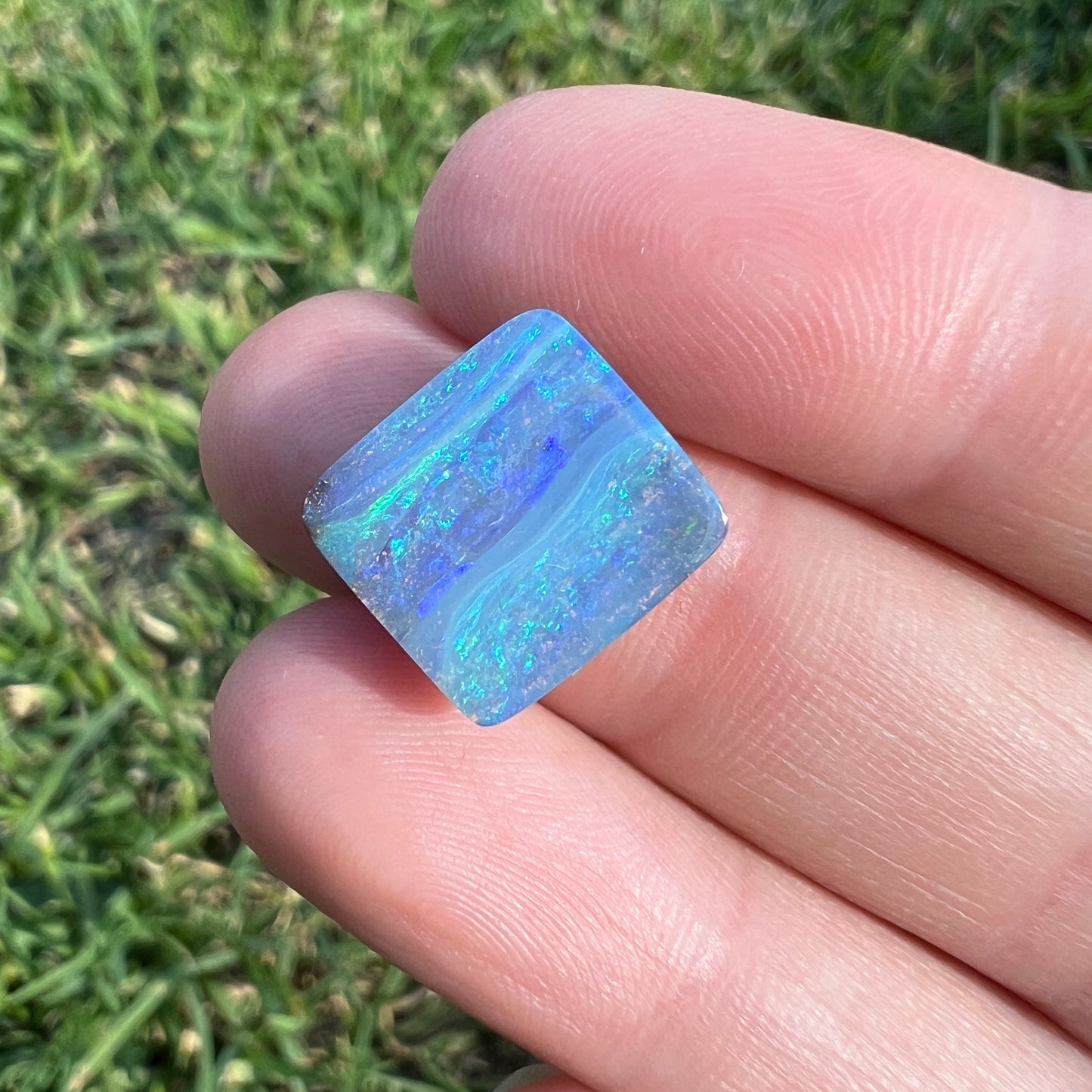 5.65 Ct green-blue boulder opal