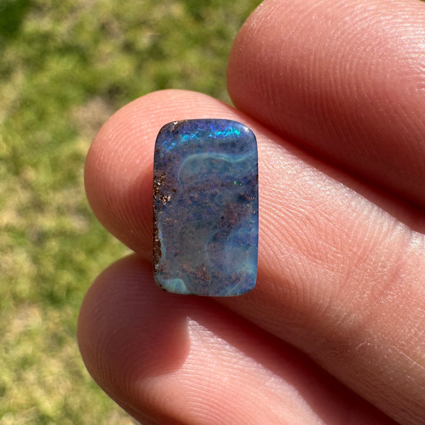 2.53 Ct small boulder opal