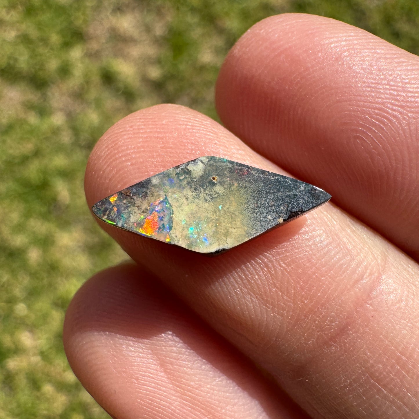 2.68 Ct diamond boulder opal