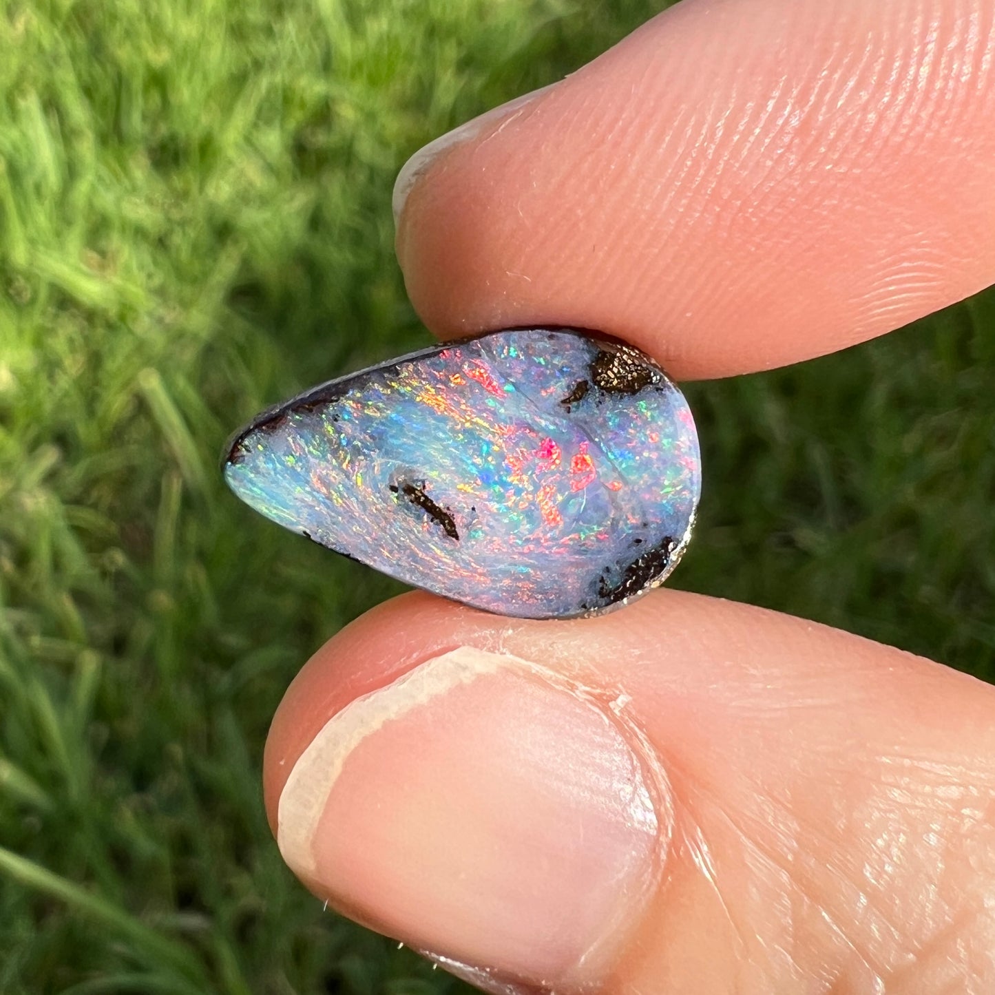 4.94 Ct teardop boulder opal