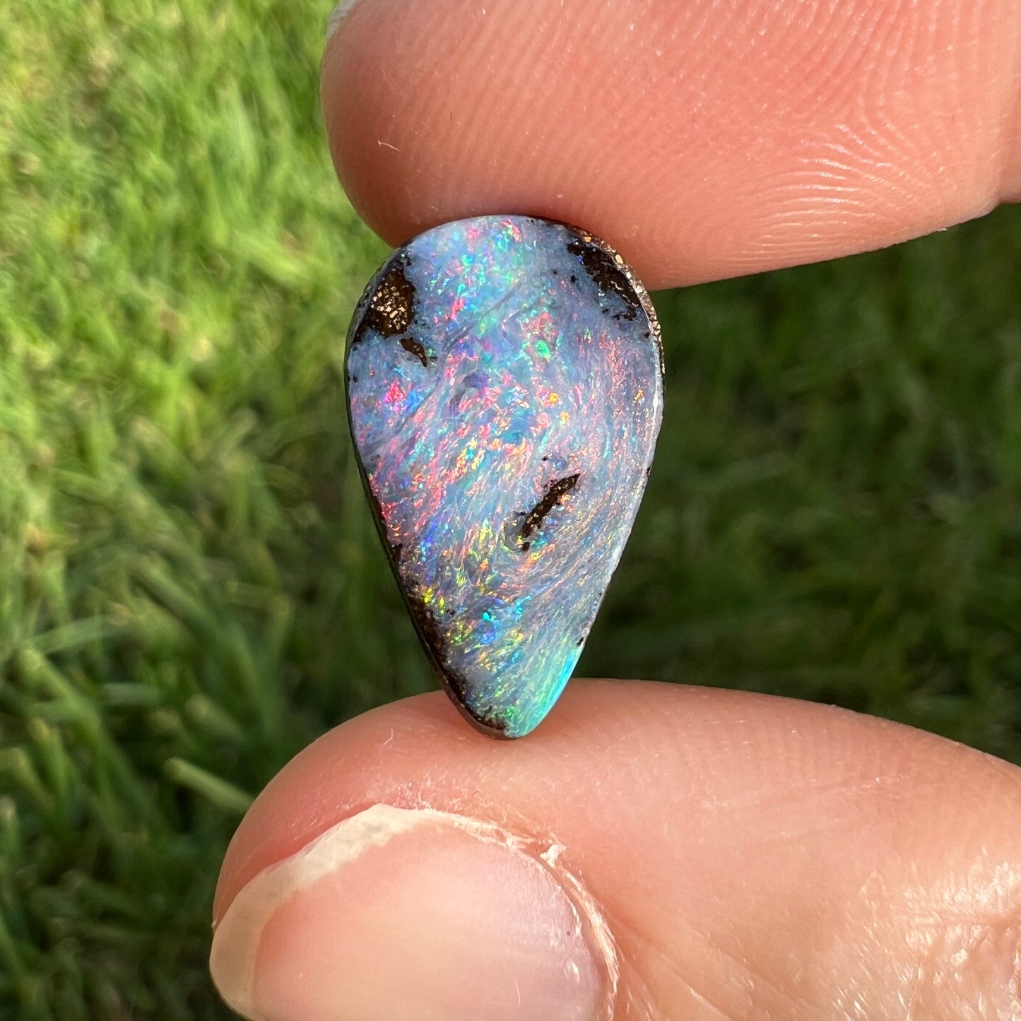 4.94 Ct teardop boulder opal