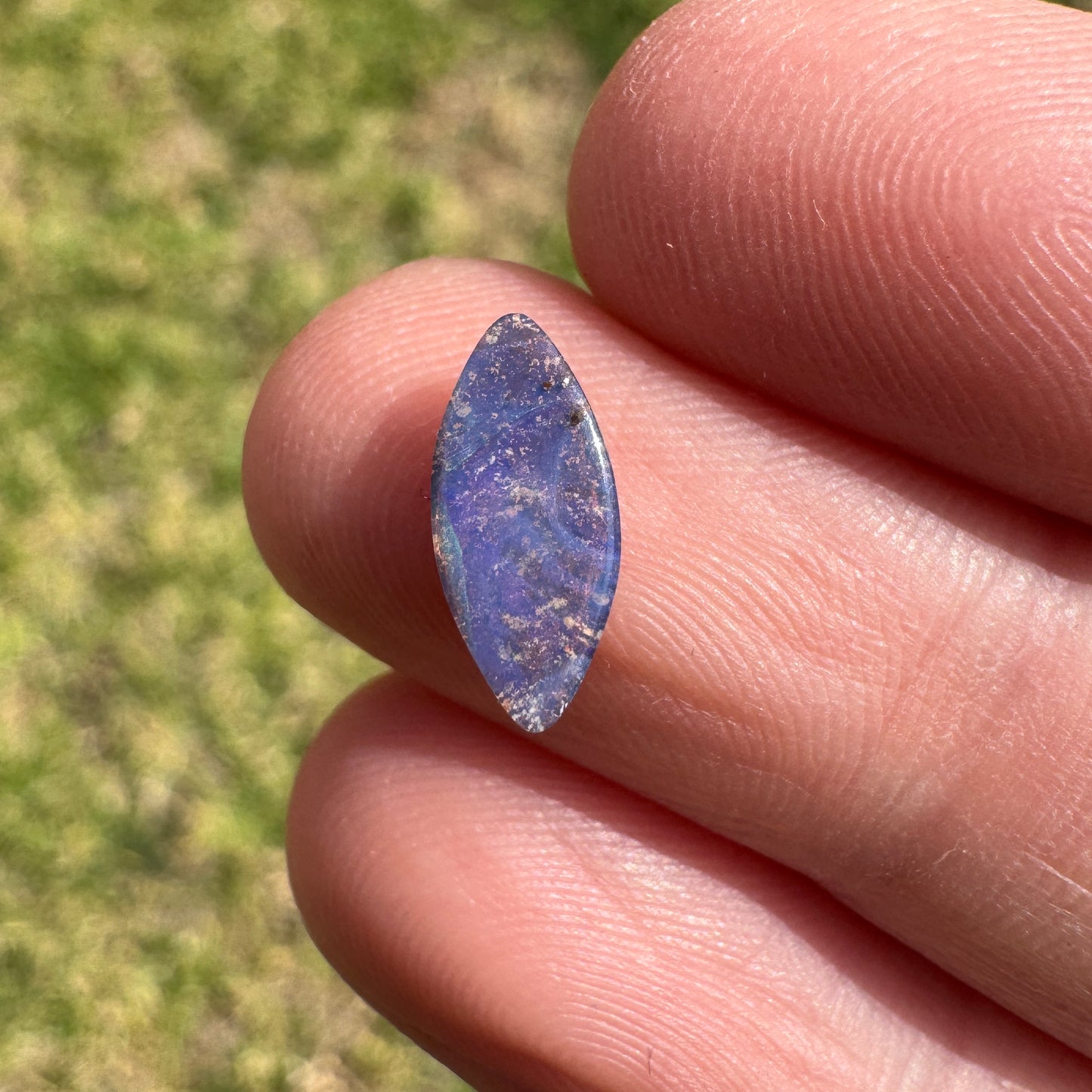 0.90 Ct small boulder opal
