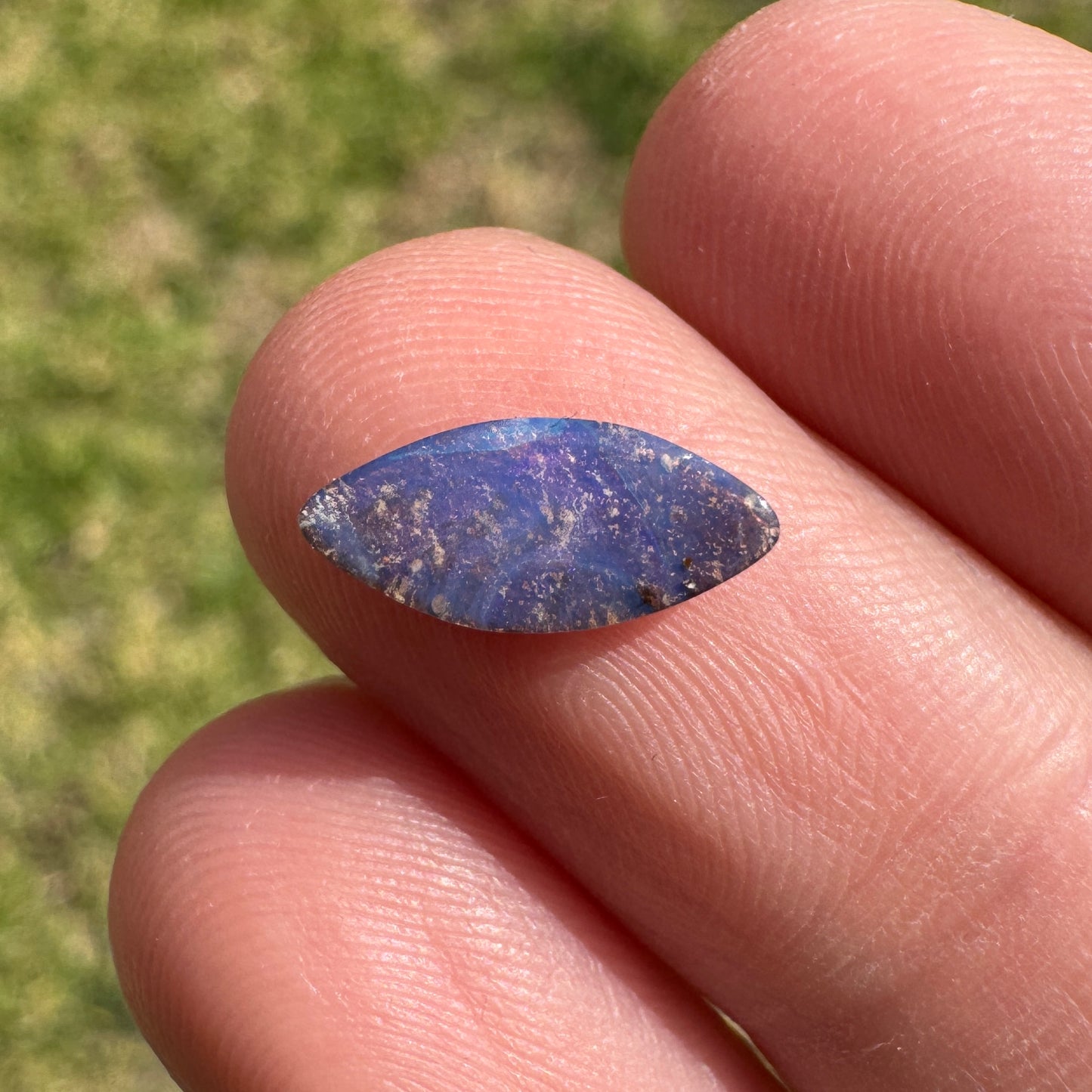 0.90 Ct small boulder opal