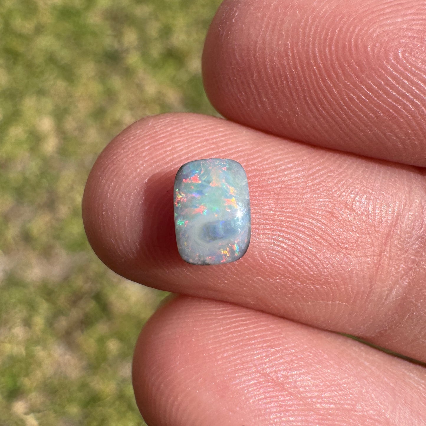 0.73 Ct extra small boulder opal