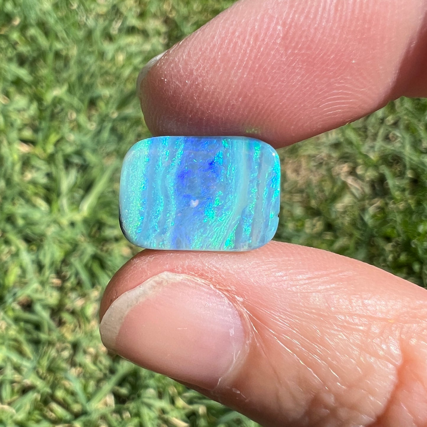 5.43 Ct ocean-tone boulder opal