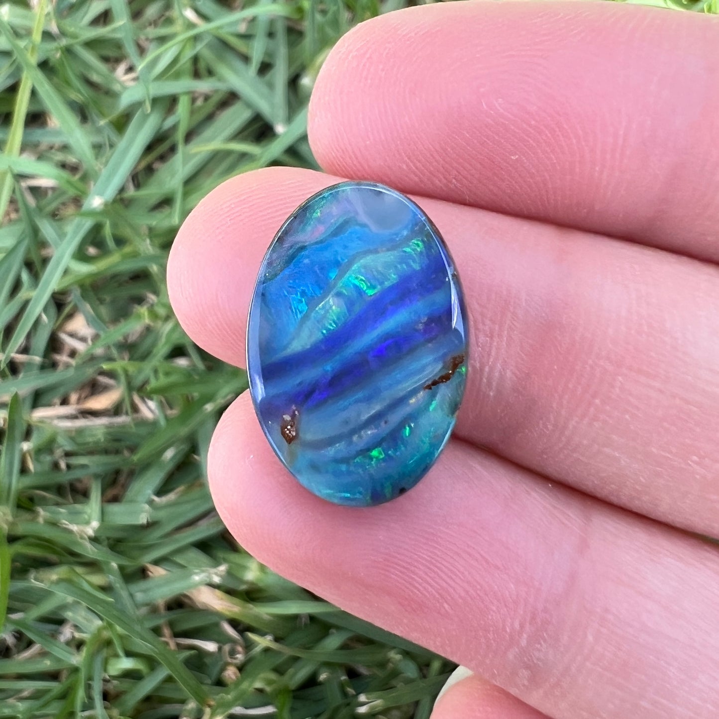 8.01 Ct striped boulder opal