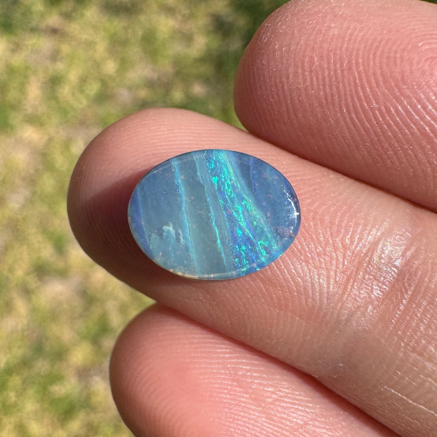 4.51 Ct green-blue boulder oval opal pair