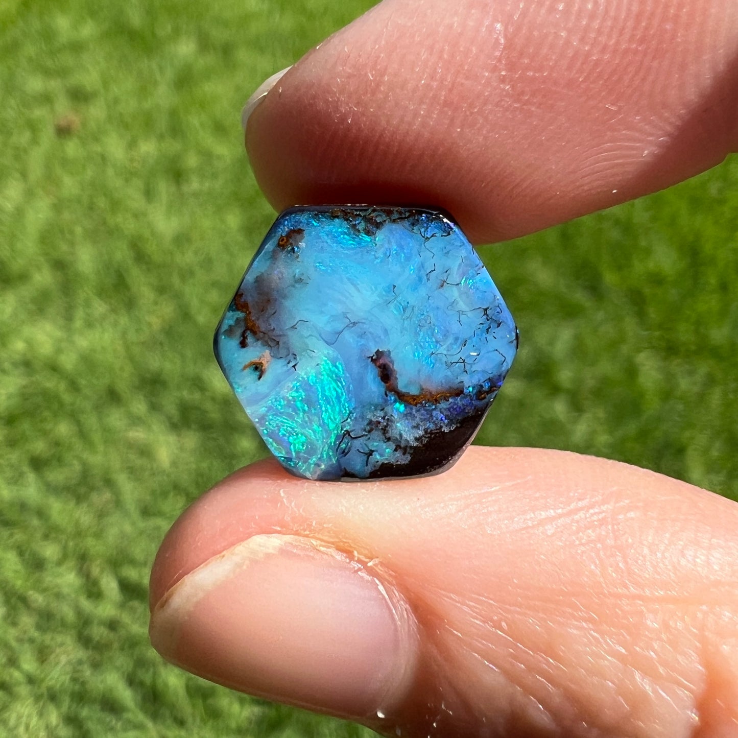 6.83 Ct boulder opal